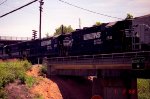 NS 2648 & 3983 head north at Edgeton (north end of Glenwood Yard)